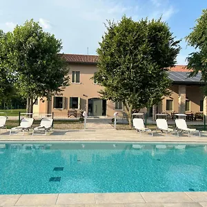 https://ca-barbieri.hotelinveneto.com